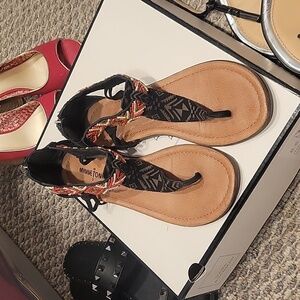 MINNETONKA T Strap Thong Sandal